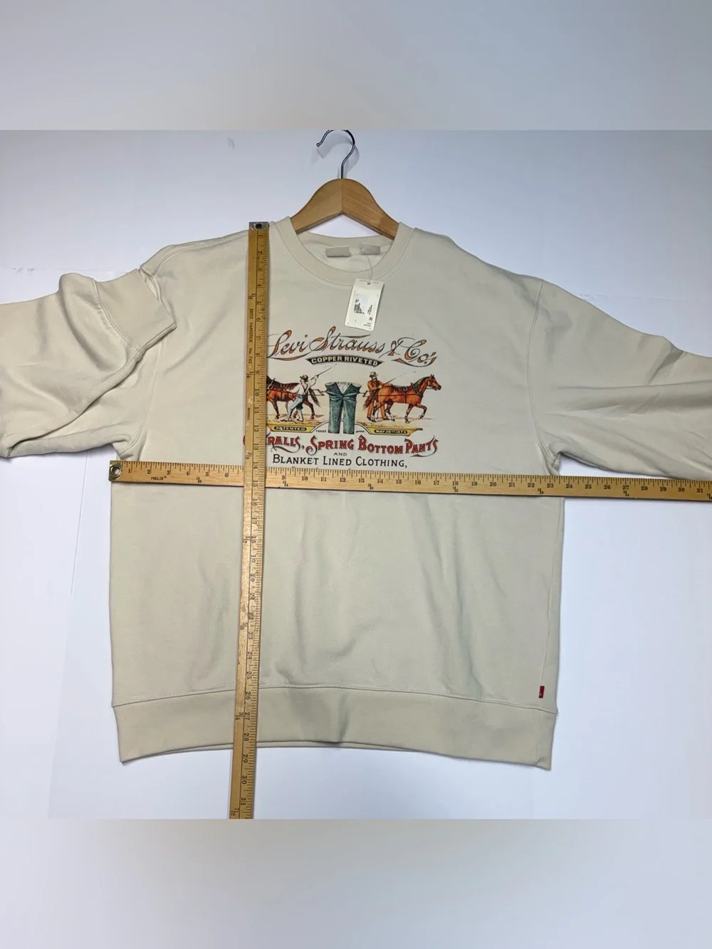 Levis Crew Neck Sweatshirt Relaxed Fit Graphic Print Men's Size L Retail $59NWT